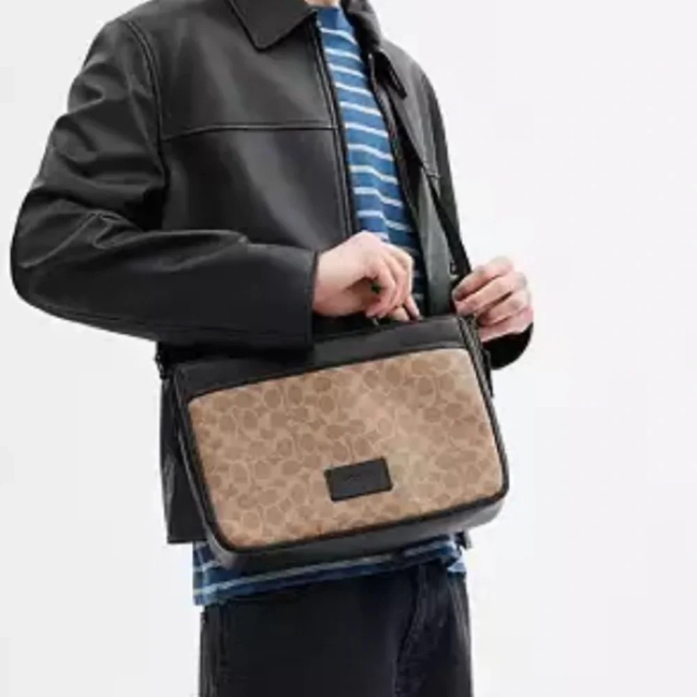 NWT Coach District Crossbody Bag In Signature Canvas